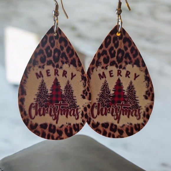 Vegan Leather Christmas Tree Earrings - Picture 4 of 4